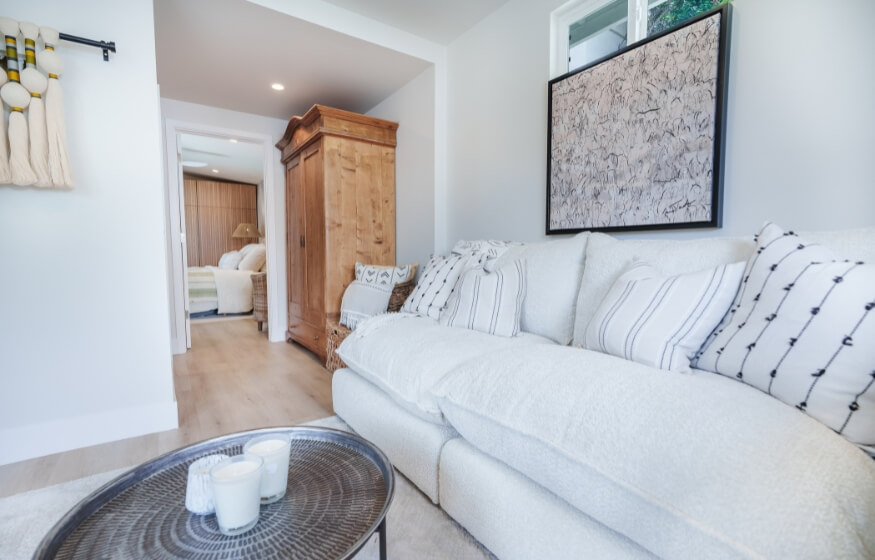 Expert interior designer tips for maximizing function and style in a 500 sq ft ADU layout