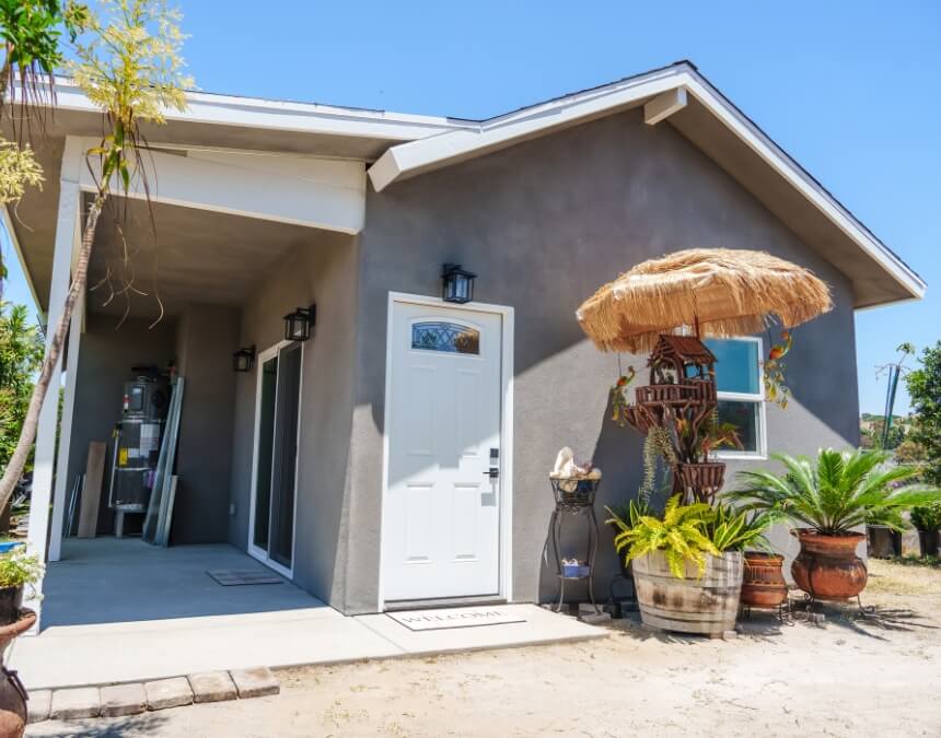 Lot Size and Features – aerial photo highlighting various backyard sizes and buildable areas suitable for state-exempt ADU footprints.