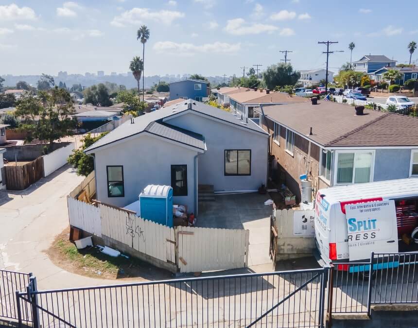 Understanding the Structural Foundations of a Vaulted Ceiling ADU – ADU structure illustrating roof load paths and support requirements